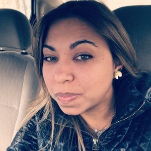 Meet your Posher, Lorena